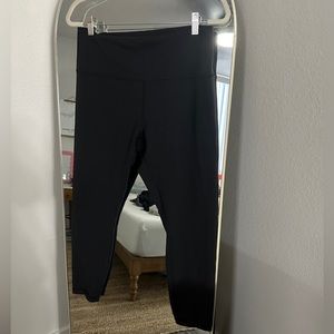 Lululemon Wundertrain Crop